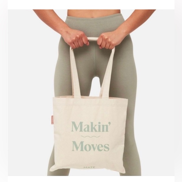 MATE The Label Makin’ Moves Tote - Picture 3 of 9